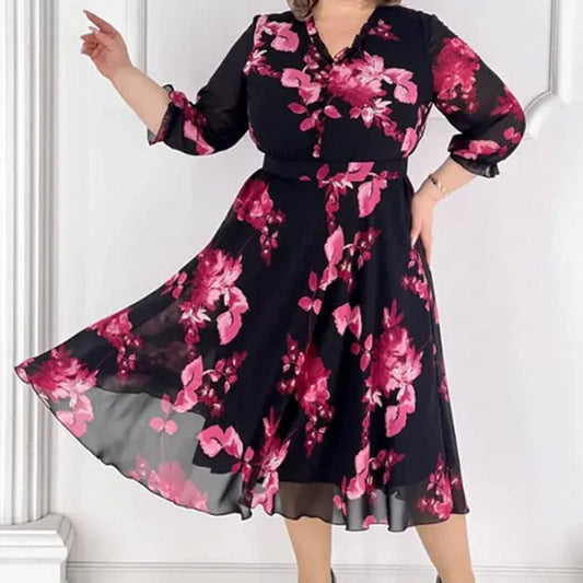 Рокля с V-образно деколте и половин ръкав с щампа